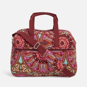 NWT VERA BRADLEY Medium TRAVELER Bag